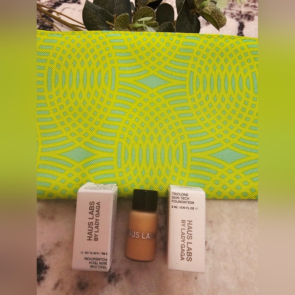Haus Labs By Lady Gaga Triclone Skin Tech Foundation - Beige - Picture 3 of 11